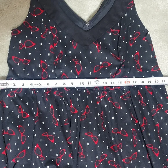 Torrid Retro Chic 50's Rockabilly Black and Red Midi Dress - Picture 8 of 8